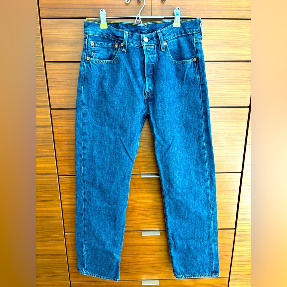 Levi’s 501 Original Button Fly Jeans in Size 31W 30L, dark stonewash.